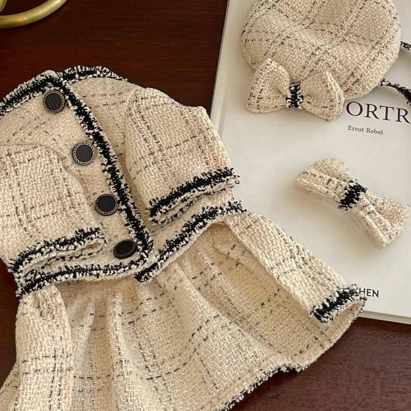 Fil Dog Princess Dress – Beige luxury dog dress with tweed design